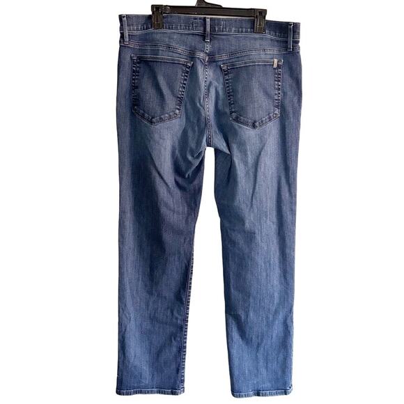 Joe's Jeans Women's W38 L31 Straight Leg Classic Dark Wash Style - Picture 2 of 12